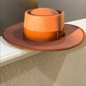 Olive & Pique Felt Hat!!